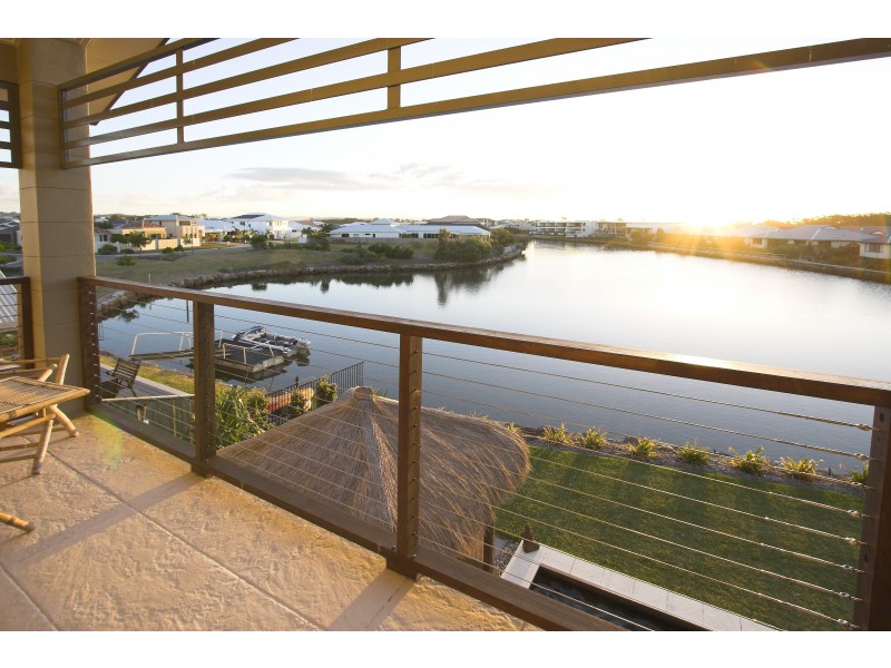 25 Seahorse Drive, Twin Waters QLD 4564