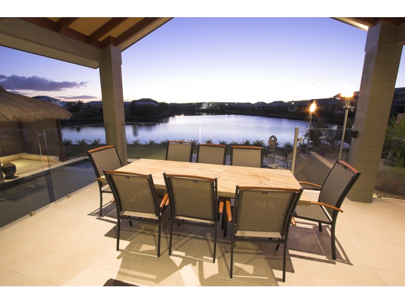 25 Seahorse Drive, Twin Waters QLD 4564