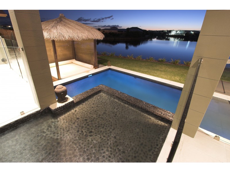 25 Seahorse Drive, Twin Waters QLD 4564