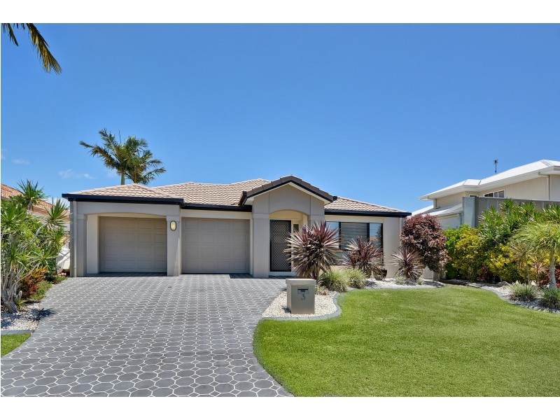 3 Staysail Place, Twin Waters QLD 4564