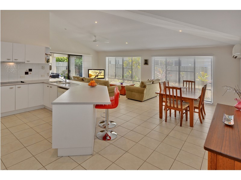 3 Staysail Place, Twin Waters QLD 4564