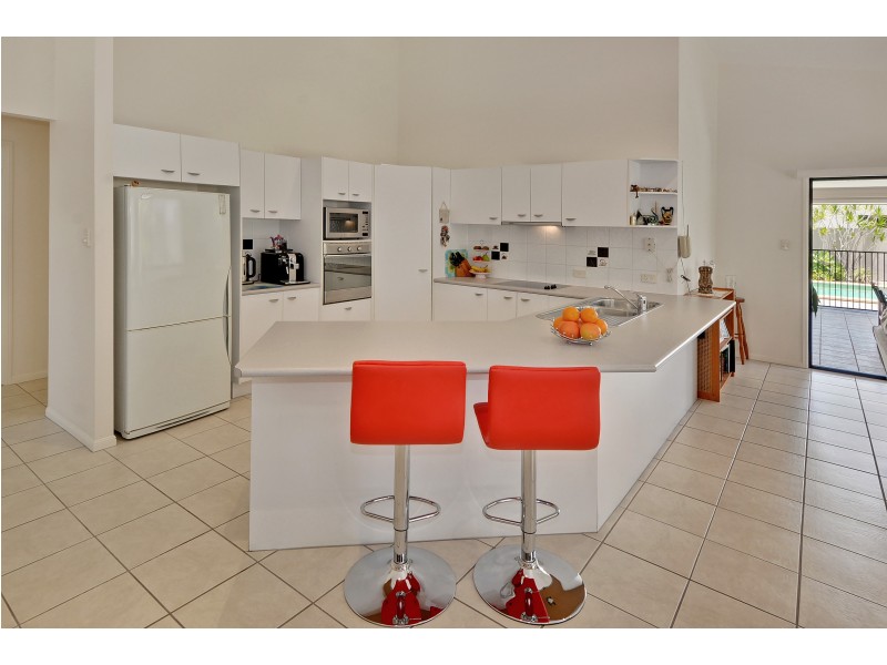 3 Staysail Place, Twin Waters QLD 4564