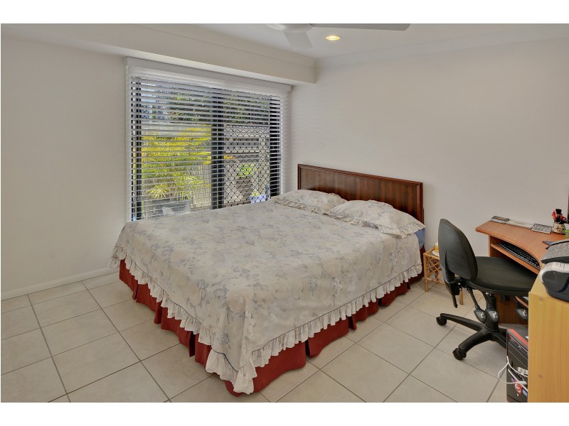 3 Staysail Place, Twin Waters QLD 4564