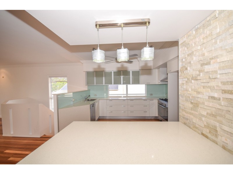 2 Merkara Cr, Twin Waters QLD 4564