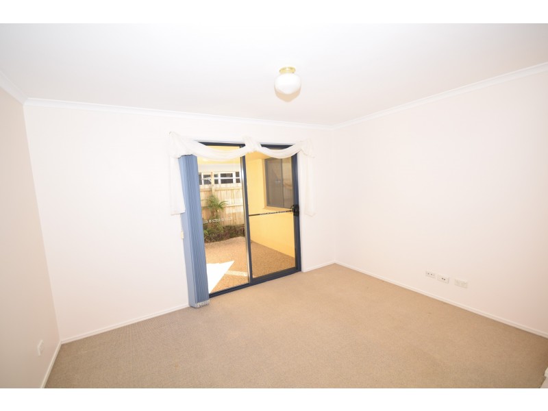 32 Barcoola Place, Twin Waters QLD 4564