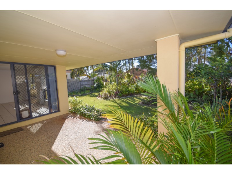 32 Barcoola Place, Twin Waters QLD 4564