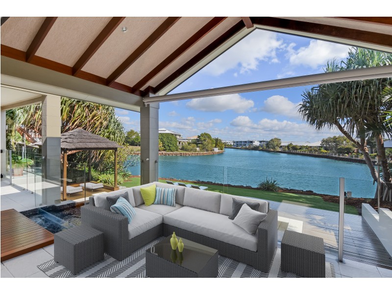 25 Seahorse Dr, Twin Waters QLD 4564