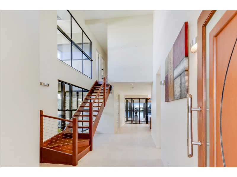 25 Seahorse Dr, Twin Waters QLD 4564