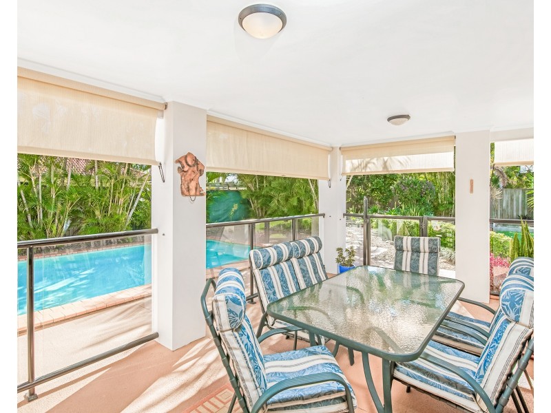 12 Stillwater Dr, Twin Waters QLD 4564