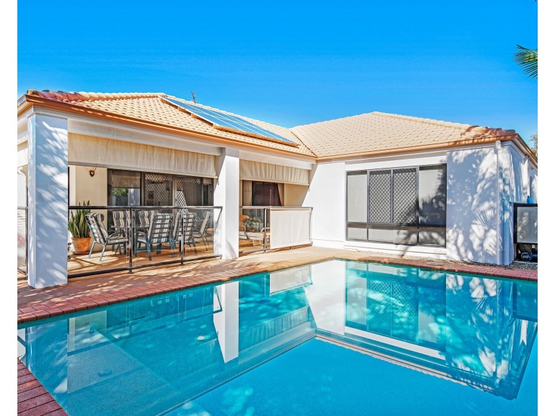 12 Stillwater Dr, Twin Waters QLD 4564