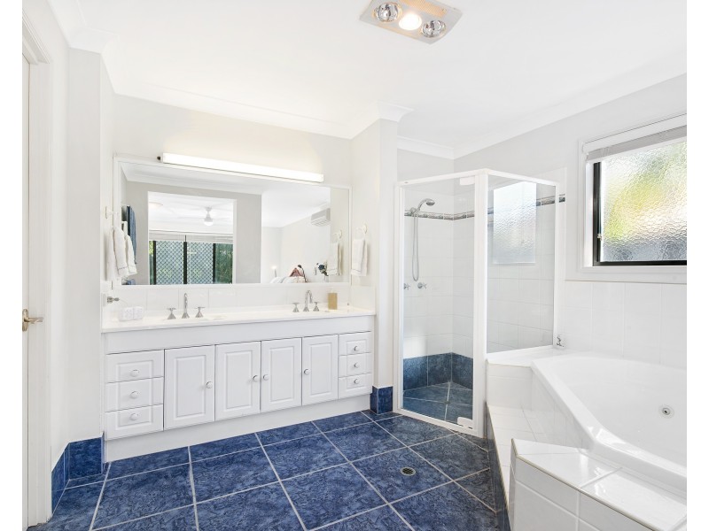 12 Stillwater Dr, Twin Waters QLD 4564