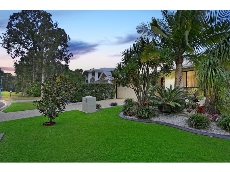 4 Hetherington Drive, Twin Waters QLD 4564