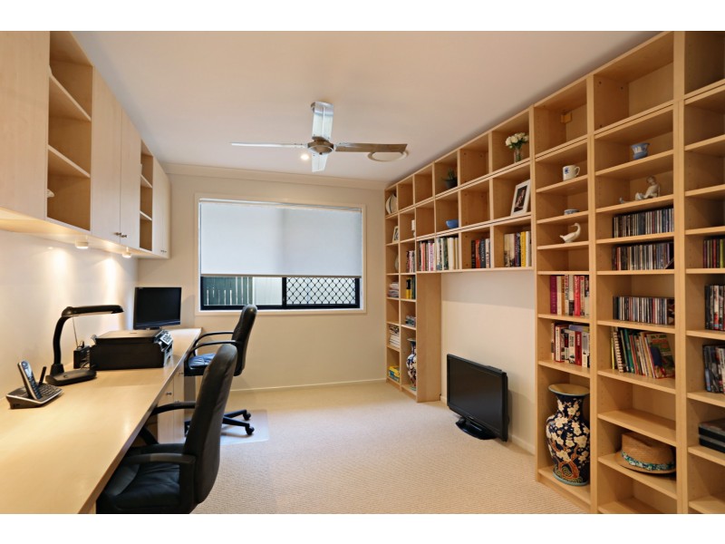 4 Hetherington Drive, Twin Waters QLD 4564