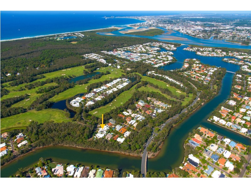 4 Hetherington Drive, Twin Waters QLD 4564