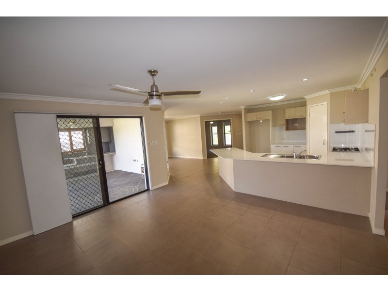 43 Clearwater Circuit, Bli Bli QLD 4560