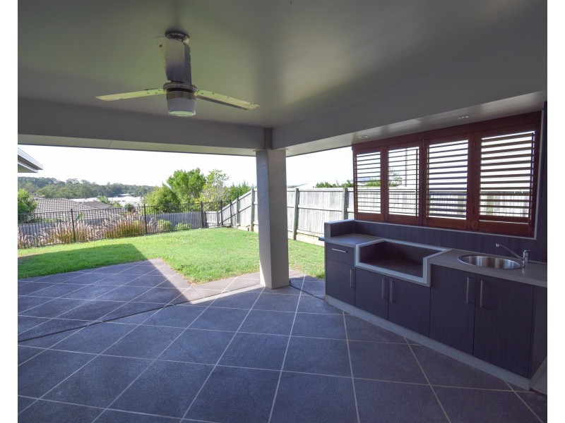 43 Clearwater Circuit, Bli Bli QLD 4560