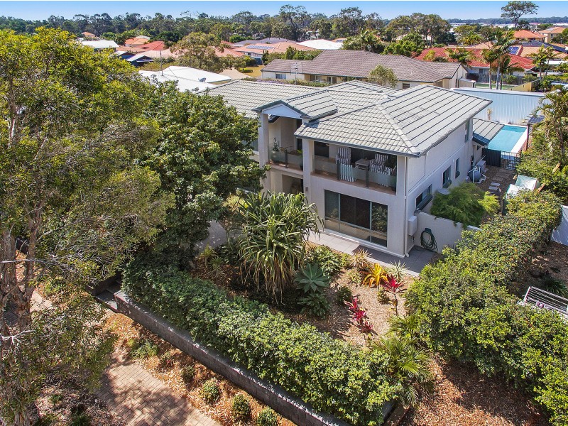 21 Twin Waters Drive, Twin Waters QLD 4564