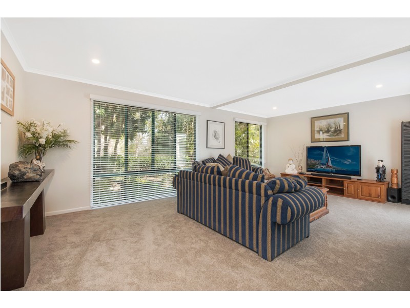 21 Twin Waters Drive, Twin Waters QLD 4564