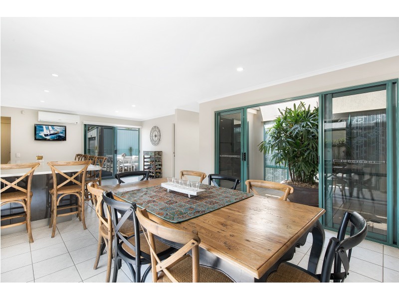 21 Twin Waters Drive, Twin Waters QLD 4564