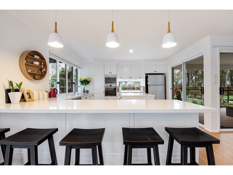 32 Wattlebird Drive, Twin Waters QLD 4564