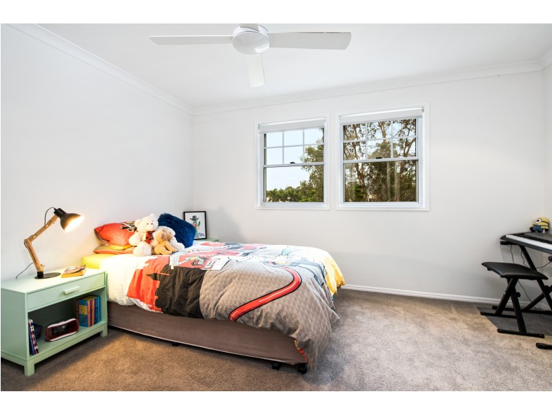 32 Wattlebird Drive, Twin Waters QLD 4564