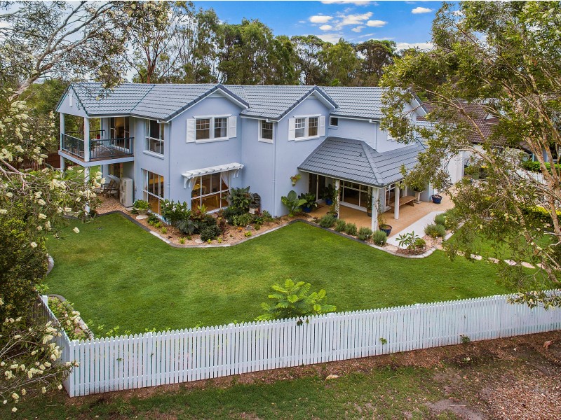32 Wattlebird Drive, Twin Waters QLD 4564