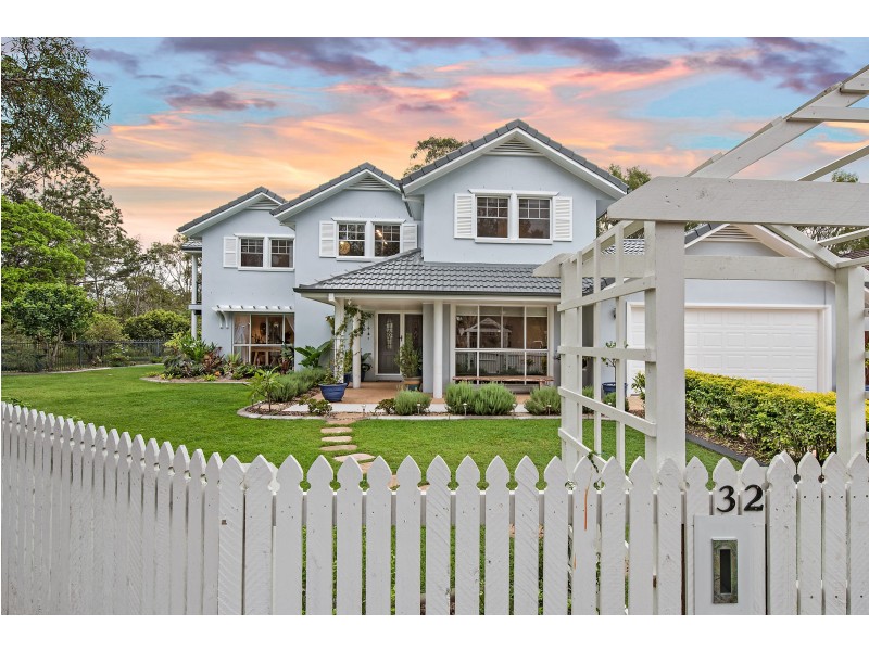 32 Wattlebird Drive, Twin Waters QLD 4564