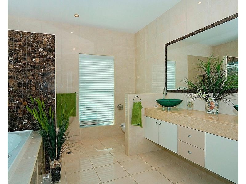 32 Stillwater Drive, Twin Waters QLD 4564