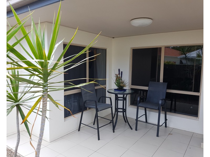 7 Baker-Finch Place, Twin Waters QLD 4564