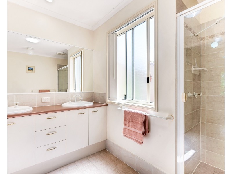 9 Sunorchid Place, Twin Waters QLD 4564