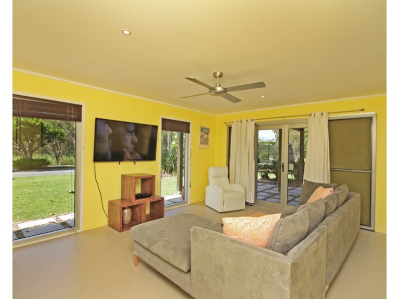 1 North Beach, Mudjimba QLD 4564