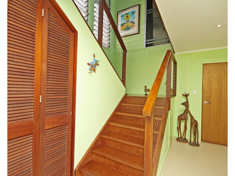 1 North Beach, Mudjimba QLD 4564