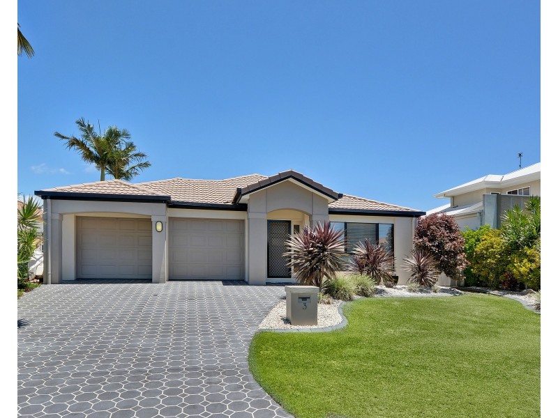 3 Staysail Place, Twin Waters QLD 4564