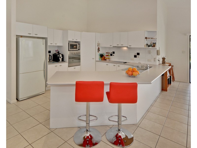 3 Staysail Place, Twin Waters QLD 4564