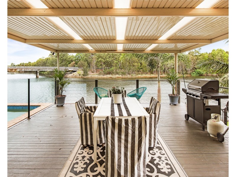 10 Skipper Place, Twin Waters QLD 4564