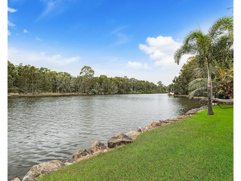 10 Skipper Place, Twin Waters QLD 4564