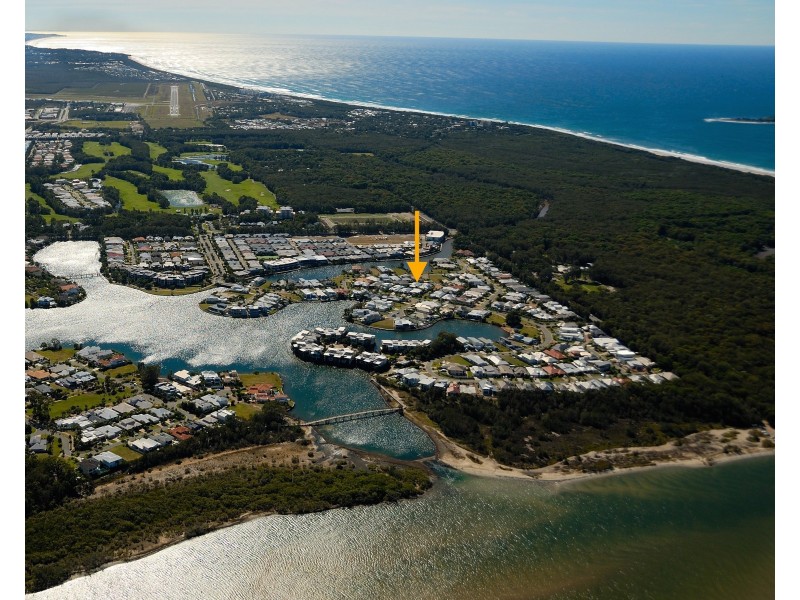 6 Oyster Court, Twin Waters QLD 4564