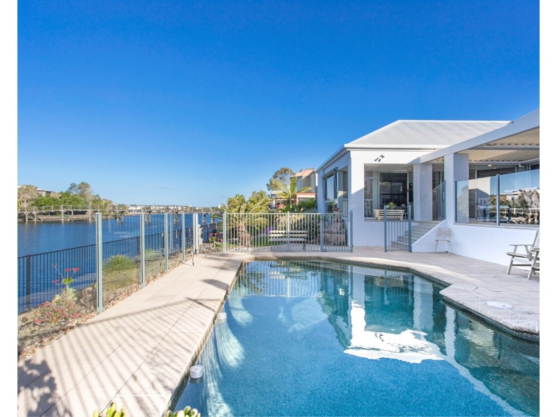 19 Tamarind Place, Twin Waters QLD 4564