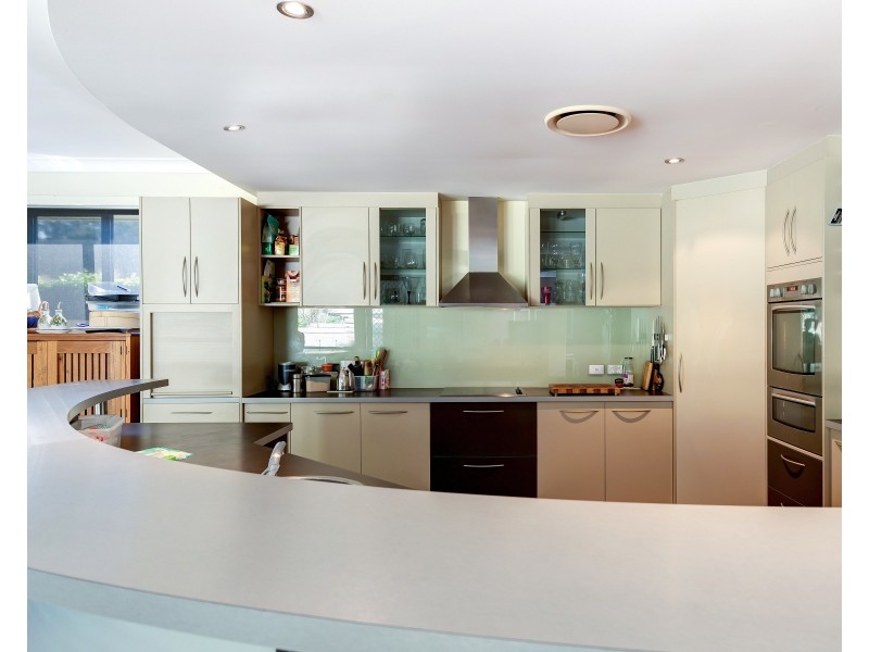 8 Peatling Lane, Twin Waters QLD 4564