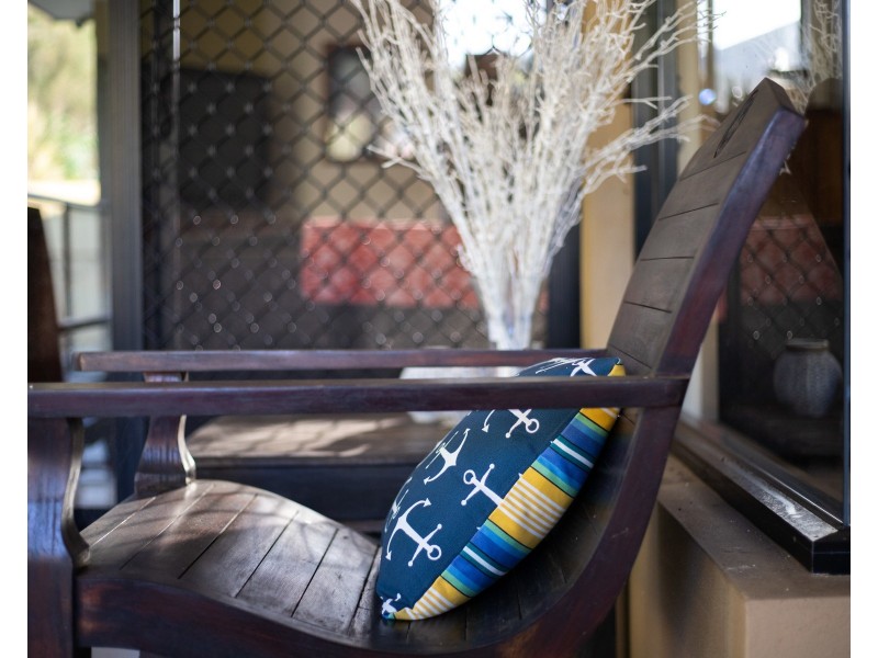 8 Peatling Lane, Twin Waters QLD 4564