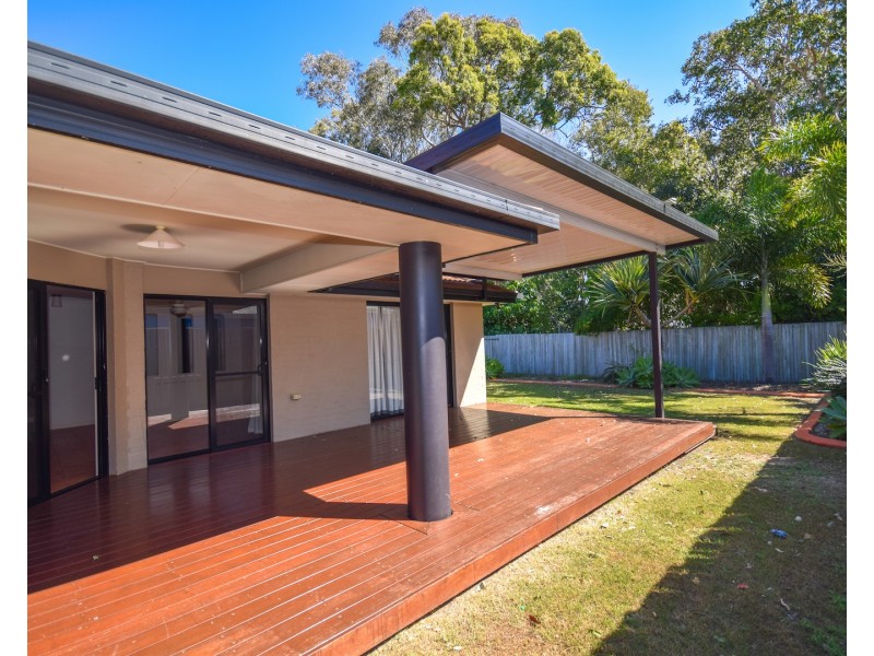 17 Stillwater Drive, Twin Waters QLD 4564