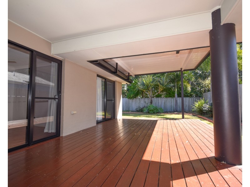 17 Stillwater Drive, Twin Waters QLD 4564
