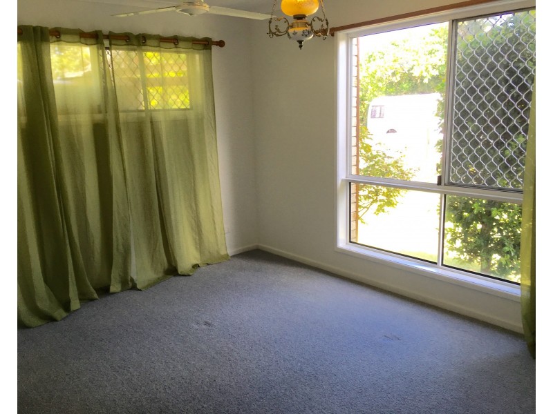 18  Lows Drive, Pacific Paradise QLD 4564