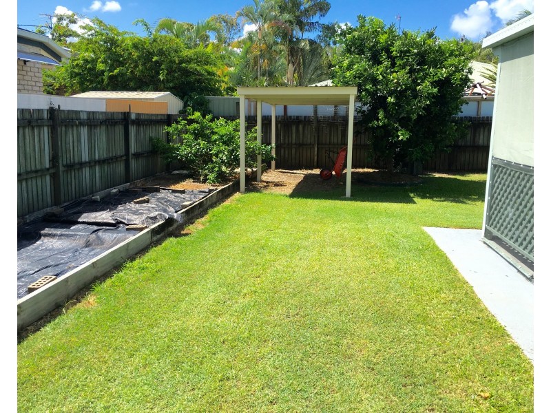 18  Lows Drive, Pacific Paradise QLD 4564