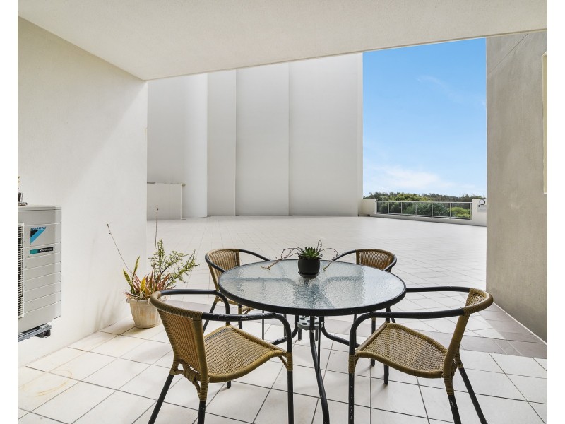 1106/923 David Low Way, Marcoola QLD 4564