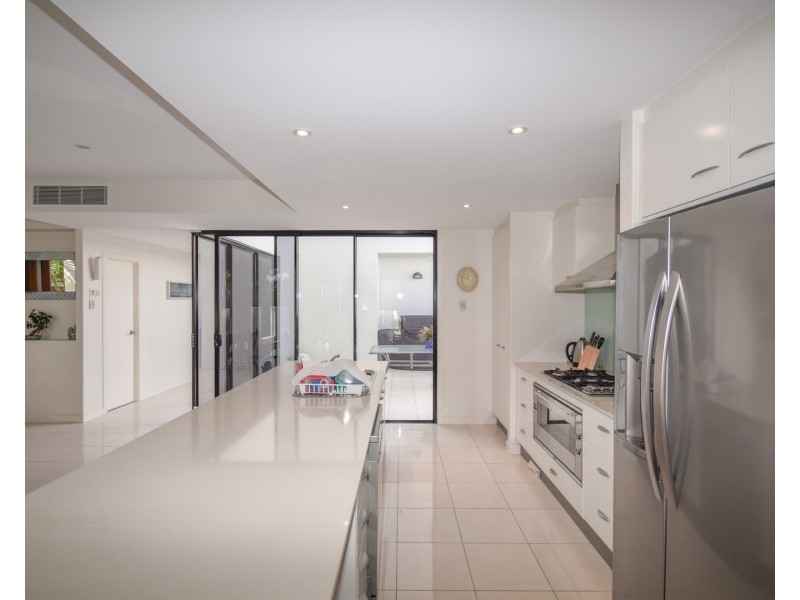 71 Baywater Drive, Twin Waters QLD 4564