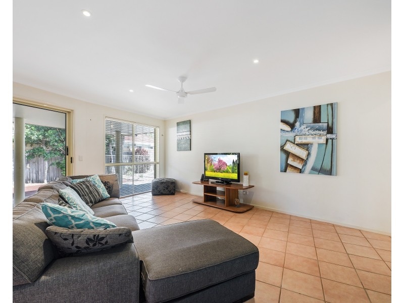 6 Livistona Place, Twin Waters QLD 4564