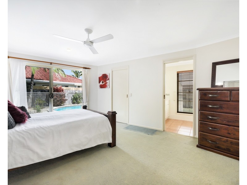 6 Livistona Place, Twin Waters QLD 4564