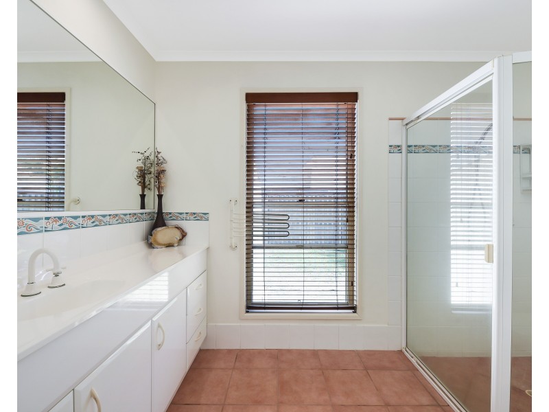 6 Livistona Place, Twin Waters QLD 4564