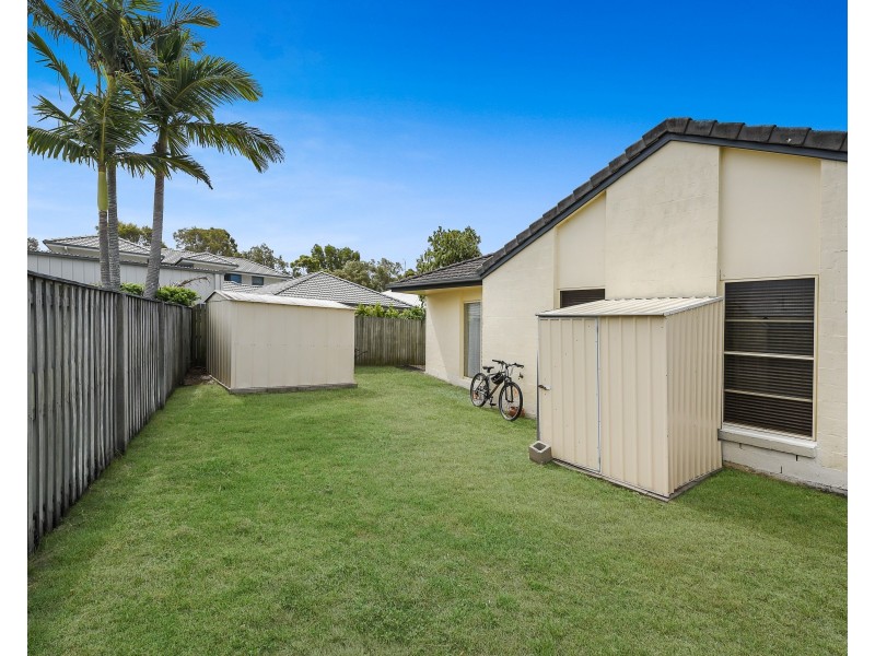 6 Livistona Place, Twin Waters QLD 4564